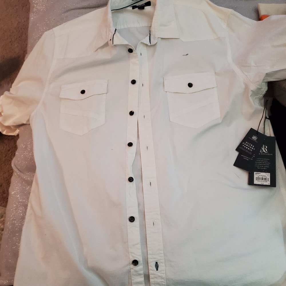 Men's Rock and Republic shirt